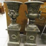 692 5533 GARDEN URNS